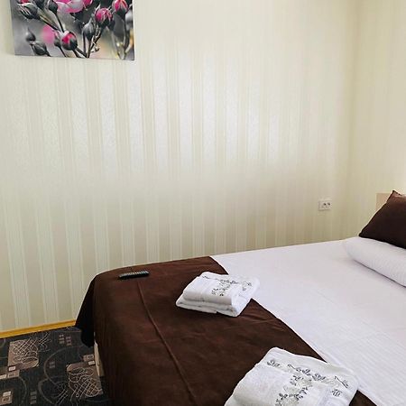 Під Явором New Hotell Drogomirchany Rom bilde