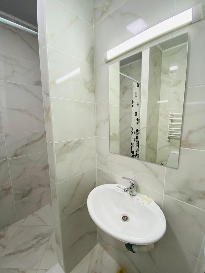Під Явором New Hotell Drogomirchany Eksteriør bilde