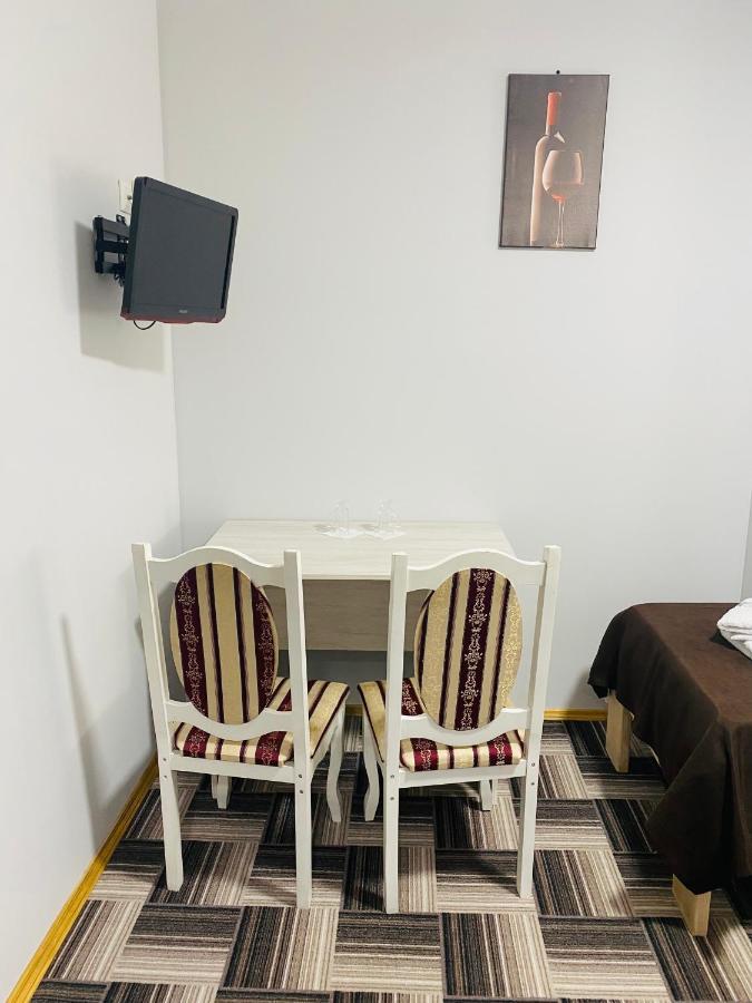 Під Явором New Hotell Drogomirchany Eksteriør bilde