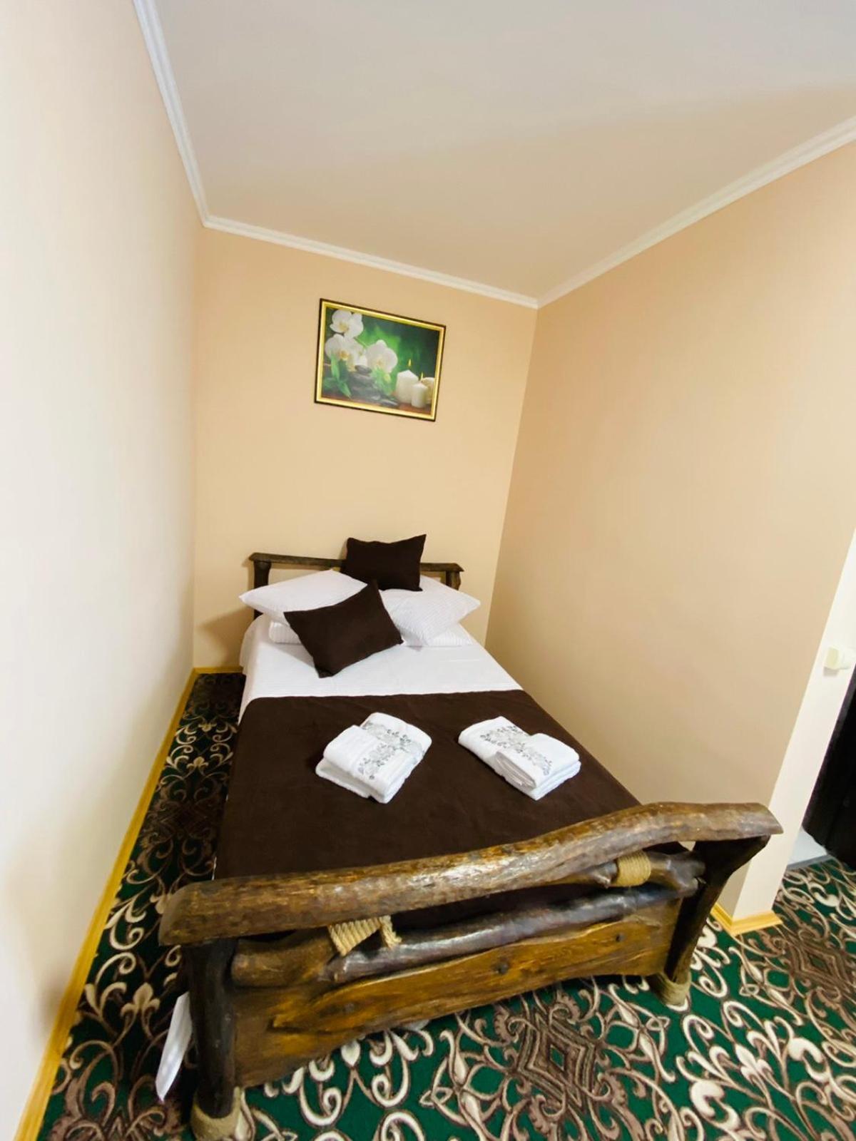 Під Явором New Hotell Drogomirchany Rom bilde