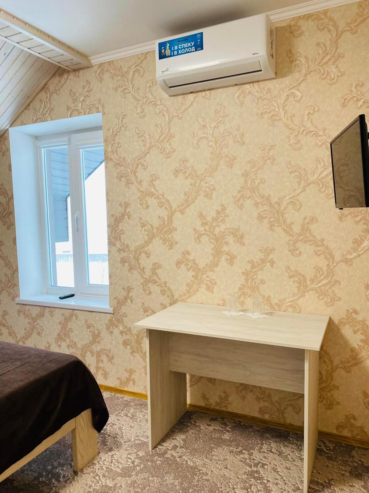 Під Явором New Hotell Drogomirchany Rom bilde