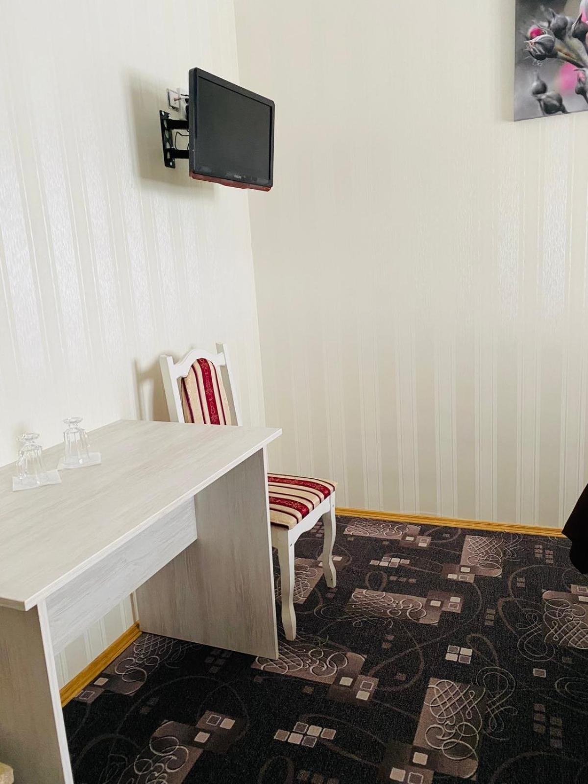 Під Явором New Hotell Drogomirchany Rom bilde
